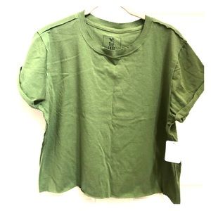 Fee people we the free basic crop tee